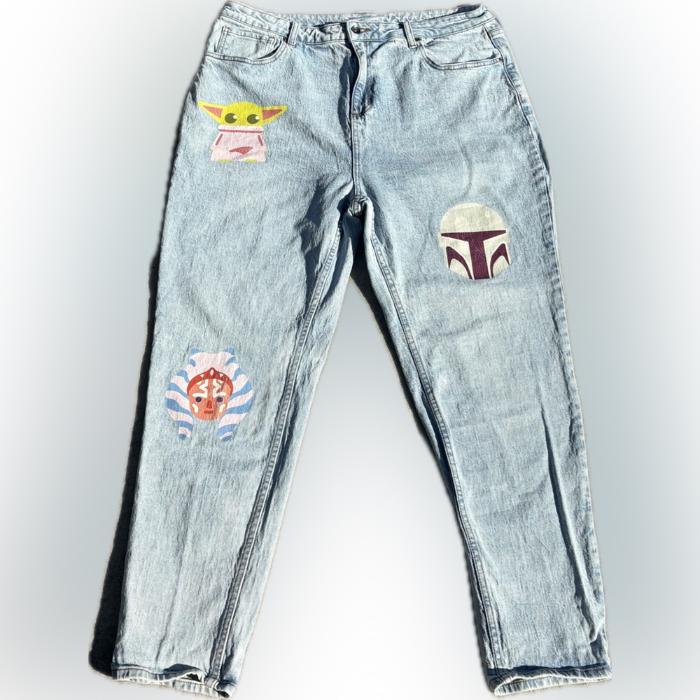 Her Universe Star Wars The Mandalorian Faces Mom Jeans size 19 yoda grogu tano